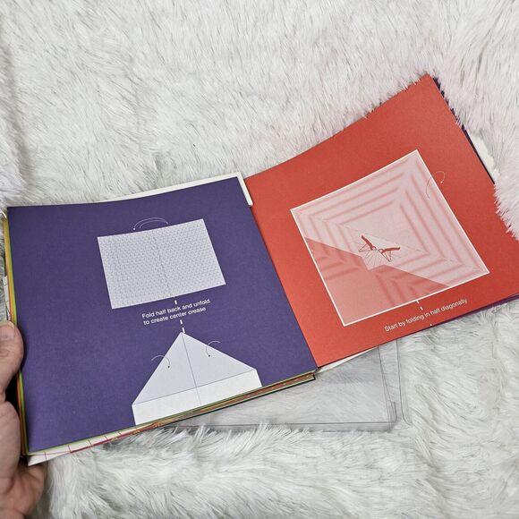 IN BOX Amazing Paper Planes Kit Make over 100 Planes Hourglass Press Great Gift - Picture 5 of 8